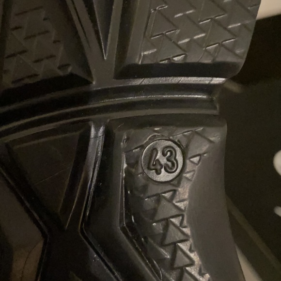 SOLD- Valentino shoes size 43 - Picture 6 of 11